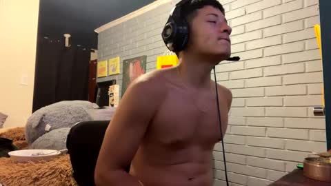 Snapshot of luchosaando chatting on 01/02/25, 03:48 Felipe online show from 01/02/25, 03:48