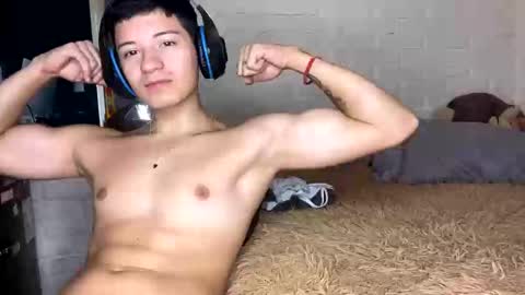 Snapshot of luchosaando chatting on 01/07/25, 06:14 Felipe online show from 01/07/25, 06:14