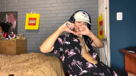 Snapshot of luchosaando chatting on 01/16/25, 12:55 Felipe online show from 01/16/25, 12:55