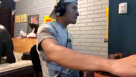 Snapshot of luchosaando chatting on 01/22/25, 11:53 Felipe online show from 01/22/25, 11:53