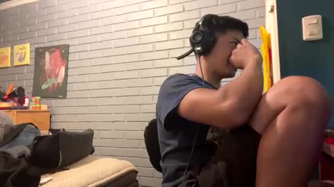 Snapshot of luchosaando chatting on 01/24/25, 03:22 Felipe online show from 01/24/25, 03:22