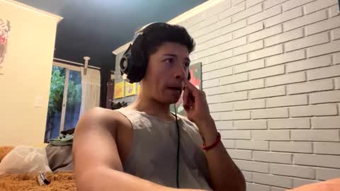 Snapshot of luchosaando chatting on 02/02/25, 11:53 Felipe online show from 02/02/25, 11:53