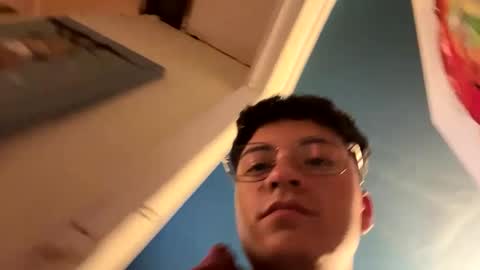 Snapshot of luchosaando chatting on 02/14/25, 01:02 Felipe online show from 02/14/25, 01:02