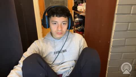 Snapshot of luchosaando chatting on 09/13/25, 11:37 Felipe online show from 09/13/25, 11:37