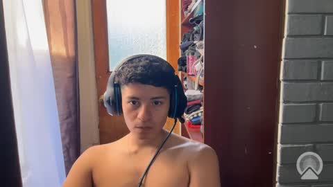 Snapshot of luchosaando chatting on 09/15/25, 09:26 Felipe online show from 09/15/25, 09:26