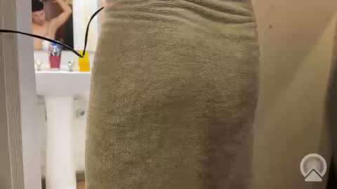 Snapshot of luchosaando chatting on 09/22/25, 12:56 Felipe online show from 09/22/25, 12:56