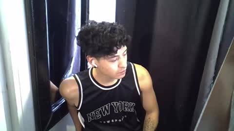 Felipe online show from 05/06/26, 02:44