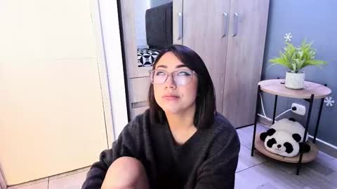 Snapshot of luci_fer15 chatting on 03/10/25, 02:59 Luci y Fer online show from 03/10/25, 02:59