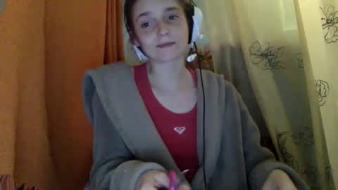 Luci Layne online show from 05/12/26, 10:29