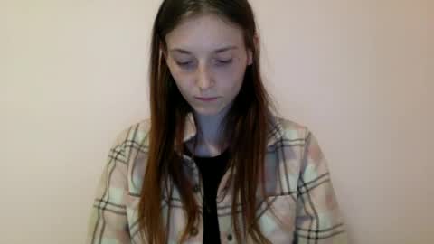 Snapshot of luci_layne chatting on 06/20/26, 02:31 Luci Layne online show from 06/20/26, 02:31