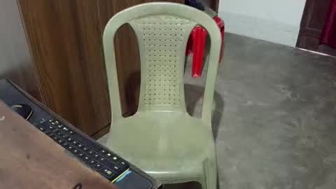 luci_ri online show from 10/12/25, 04:22