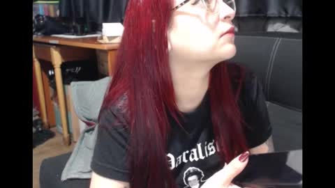 Snapshot of lucia_d_carton chatting on 03/08/26, 05:44 Lulu DCarton online show from 03/08/26, 05:44