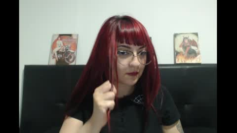 Snapshot of lucia_d_carton chatting on 04/04/26, 04:11 Lulu DCarton online show from 04/04/26, 04:11