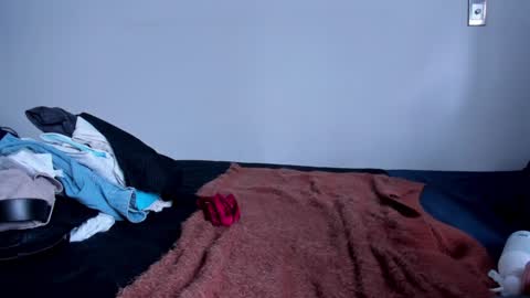 Lucia online show from 12/09/24, 08:01