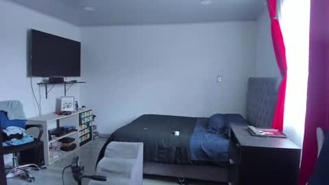 Lucia online show from 01/28/25, 04:30