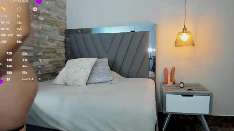 L u c i a  online show from 02/20/26, 08:09