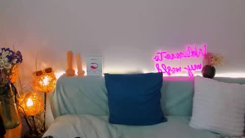 Sindy online show from 11/15/25, 04:43