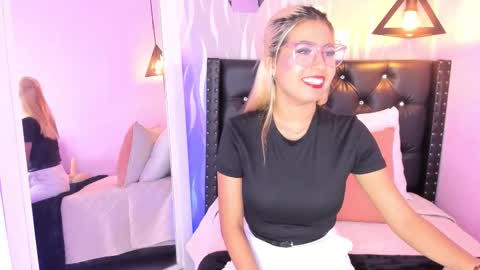 Lucia online show from 03/08/26, 12:53