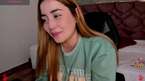 lucia star  online show from 12/13/24, 09:41