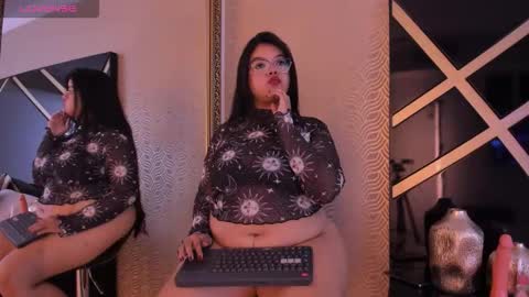 Snapshot of luciabelle_ chatting on 02/25/26, 12:26 LUCI online show from 02/25/26, 12:26