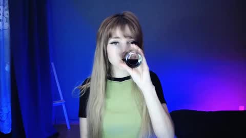 Lucy online show from 02/19/25, 07:27