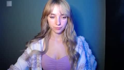 Lucy online show from 11/25/25, 07:47