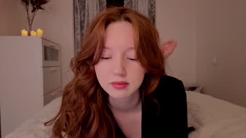 Lucia online show from 03/04/26, 08:04