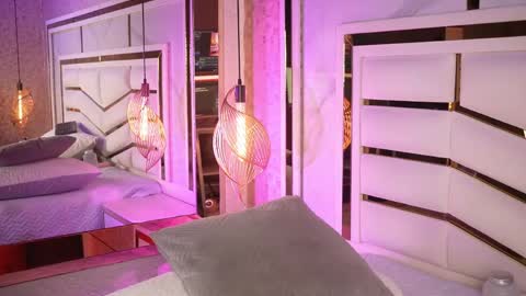 luciana_agudelo online show from 04/26/26, 07:33