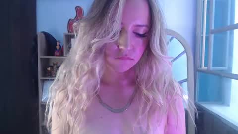 Luciana Evans online show from 01/30/25, 05:28