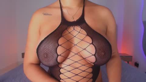 instagram luciana417  online show from 12/23/25, 03:04