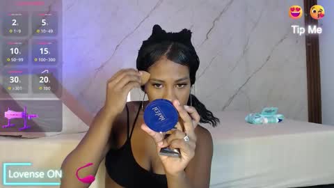 Snapshot of lucianaamorena chatting on 10/22/25, 12:27 Luciana Morena online show from 10/22/25, 12:27