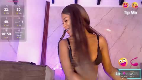 Snapshot of lucianaamorena chatting on 11/05/25, 12:27 Luciana Morena online show from 11/05/25, 12:27