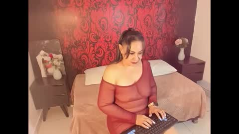 lucianablackwell online show from 10/02/25, 05:09