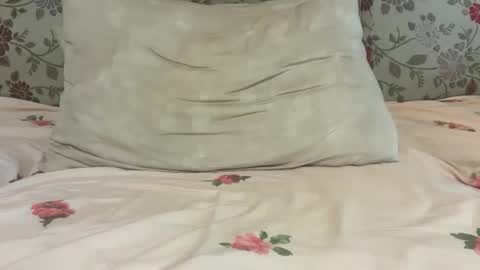 Snapshot of lucianalive chatting on 02/19/26, 05:03 Mysterious Girl online show from 02/19/26, 05:03