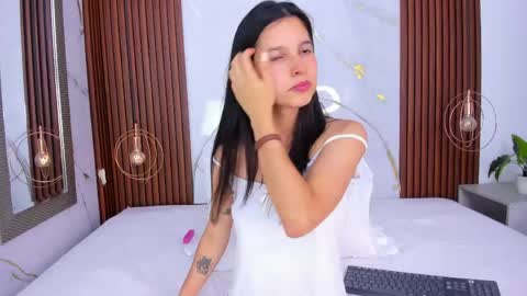 Snapshot of lucianasmith_ chatting on 05/28/26, 08:06 Luci online show from 05/28/26, 08:06