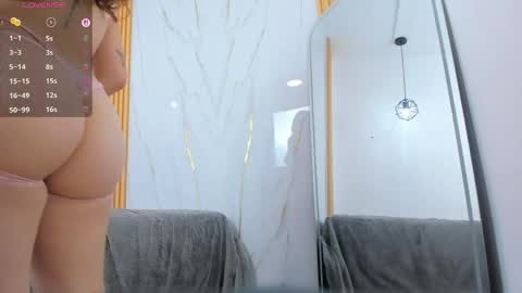 Snapshot of lucianavalenti chatting on 04/10/26, 11:26 lucianavalenti online show from 04/10/26, 11:26