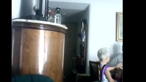 Luciano online show from 02/15/25, 03:50