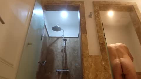 lucianopc online show from 09/27/25, 07:41