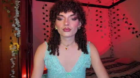 Lucy or Lucian 3 Come to my social Links3   online show from 03/27/26, 01:00