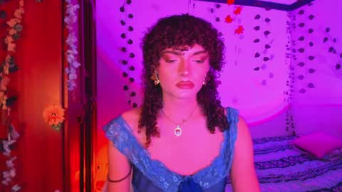 Lucy or Lucian 3 Come to my social Links3   online show from 04/06/26, 05:58