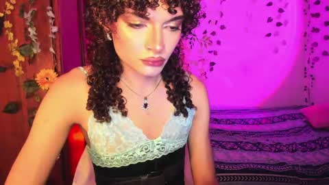 Lucy or Lucian 3 Come to my social Links3   online show from 04/17/26, 04:04