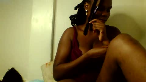 luciaresa online show from 08/03/26, 04:44