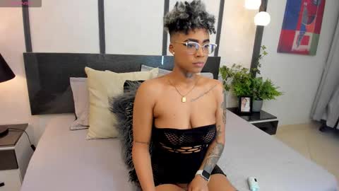  lucia wallace  online show from 01/31/26, 11:25