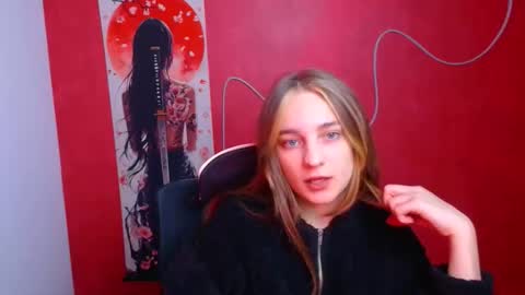 Lucie online show from 11/19/25, 08:31