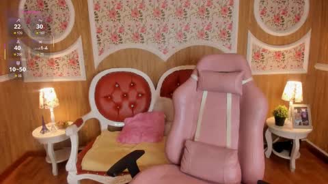 Call Me Lucie ONLINE GTM -5 7001400 online show from 12/19/25, 12:12