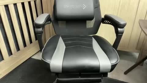 lucifer16661337 online show from 11/28/25, 02:47