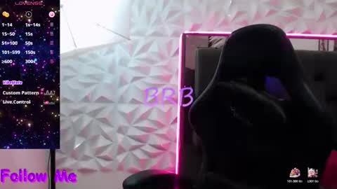 Mia Vergara online show from 11/29/25, 04:48