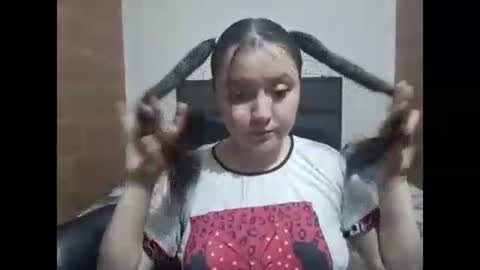 Snapshot of lucifer_y_eva chatting on 09/21/25, 03:30 Lucifer y Eva online show from 09/21/25, 03:30