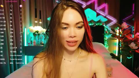 Snapshot of lucifiella chatting on 09/21/25, 04:30 MimiFors online show from 09/21/25, 04:30