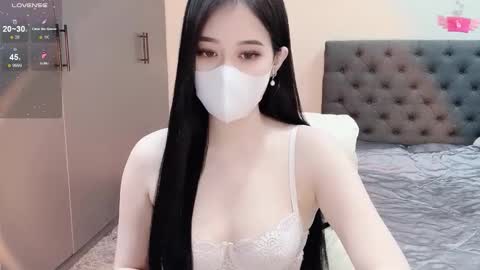 lucii04 online show from 01/12/26, 04:34